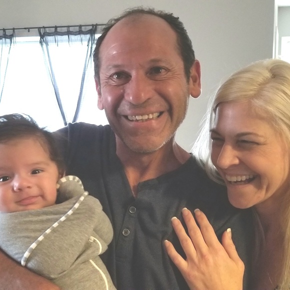 Meet your Posher - Picture 4 of 8